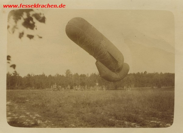 Um die 35 Mann sind mit den Vorbereitungen beschäftigt